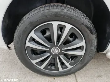 Volkswagen Touran 2.0 TDI DPF DSG Comfortline