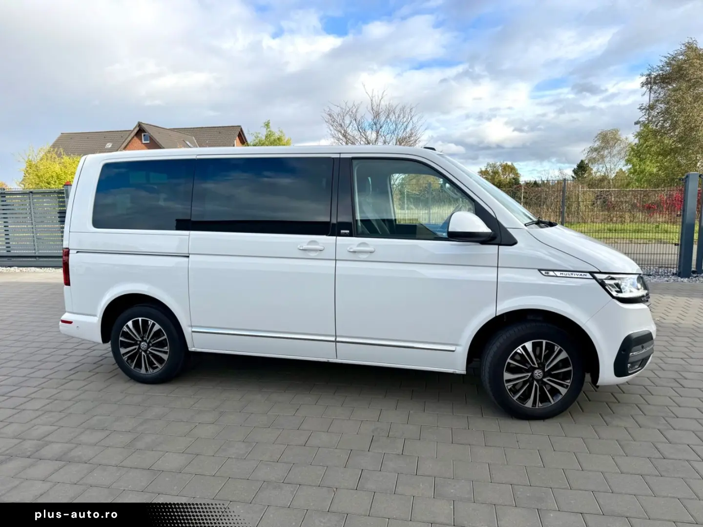 VW T6.1 Multivan Gen-Six DSG 4Motion LED Navi 1.Han
