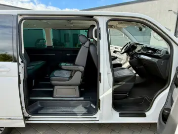 VW T6.1 Multivan Gen-Six DSG 4Motion LED Navi 1.Han