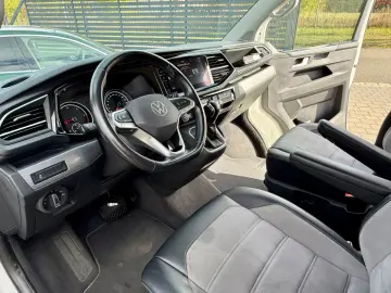 VW T6.1 Multivan Gen-Six DSG 4Motion LED Navi 1.Han