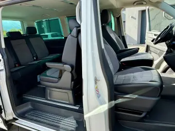 VW T6.1 Multivan Gen-Six DSG 4Motion LED Navi 1.Han