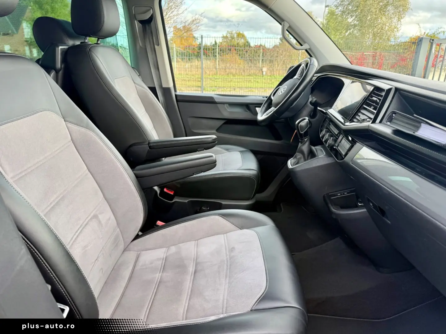 VW T6.1 Multivan Gen-Six DSG 4Motion LED Navi 1.Han