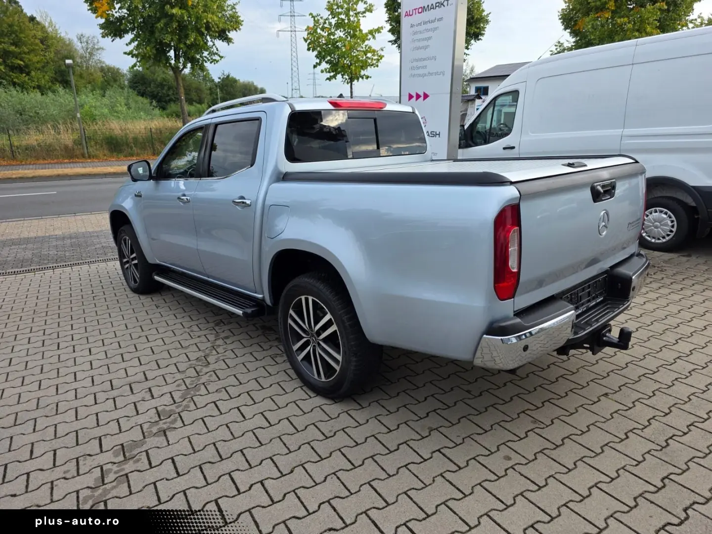 MERCEDES-BENZ X 350d 4Matic DoKa Edition Power 258PS