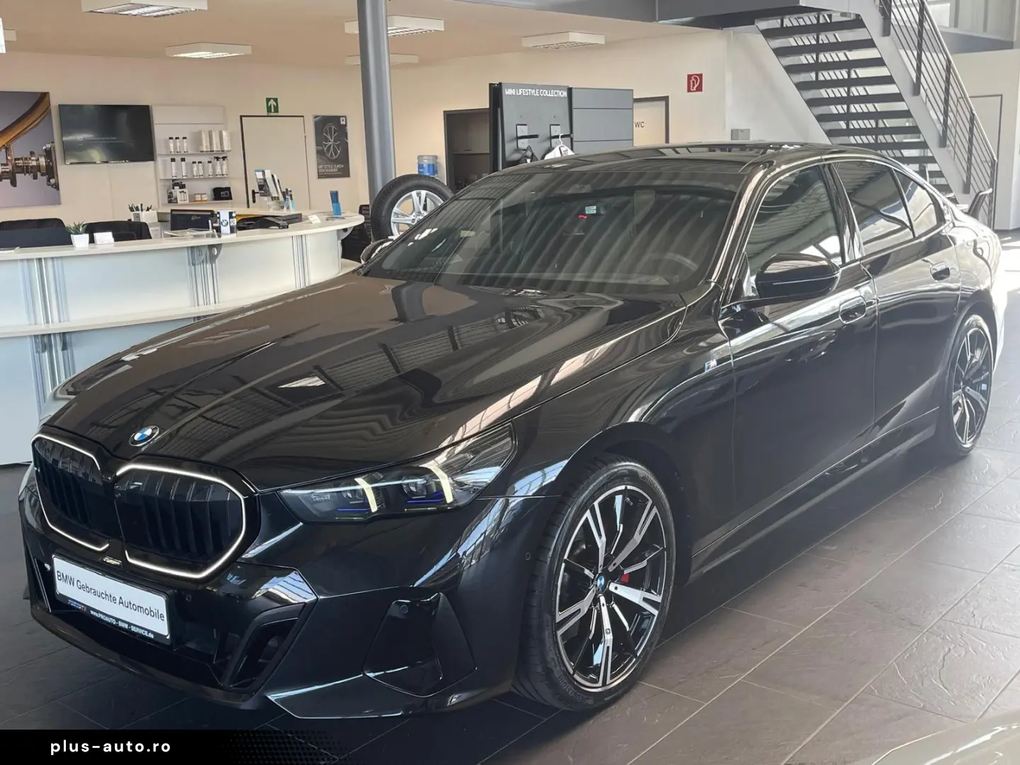 BMW 520i M Sport Pro PANO ICONIC 360  20  HUD