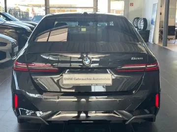 BMW 520i M Sport Pro PANO ICONIC 360  20  HUD