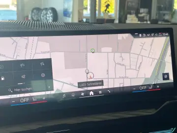 BMW 520i M Sport Pro PANO ICONIC 360  20  HUD