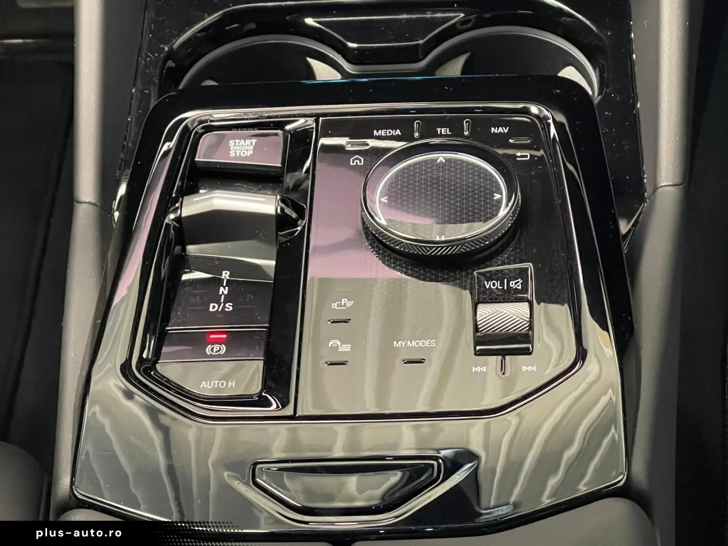 BMW 520i M Sport Pro PANO ICONIC 360  20  HUD