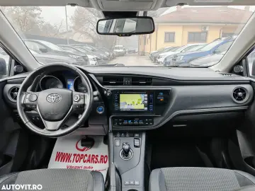 Toyota Auris 1.8 L VVT-i Hybrid Sol