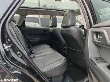 Toyota Auris 1.8 L VVT-i Hybrid Sol