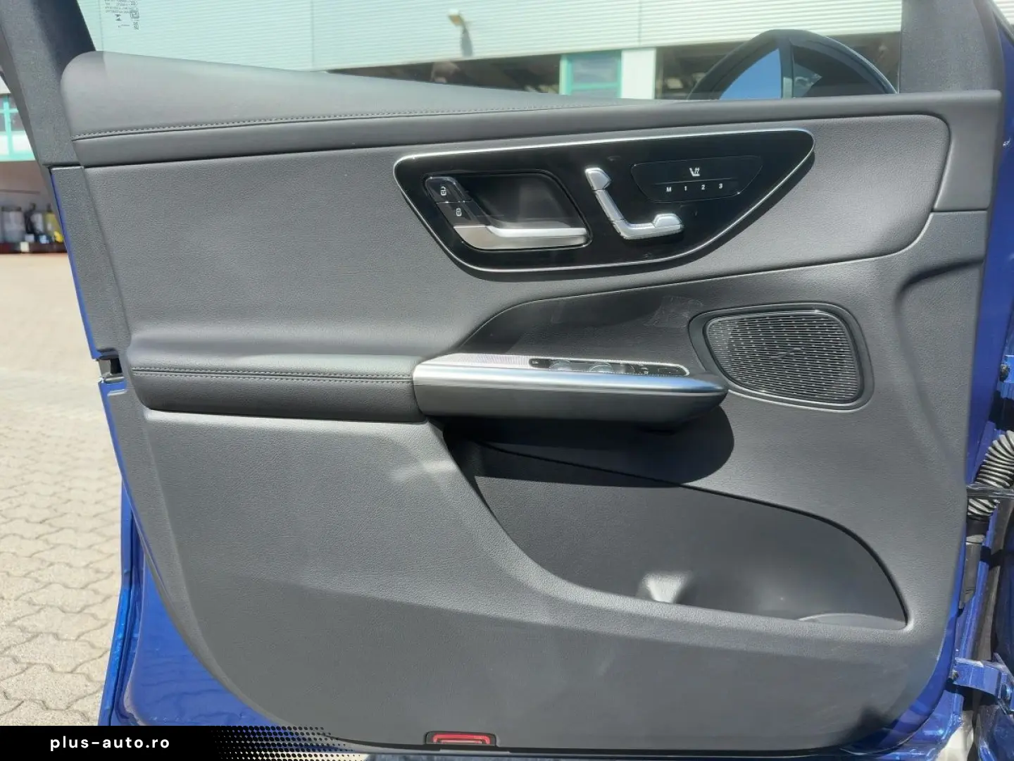 MERCEDES-BENZ GLC 220 d 4M AMG Line S-Dach TWA Night Pano