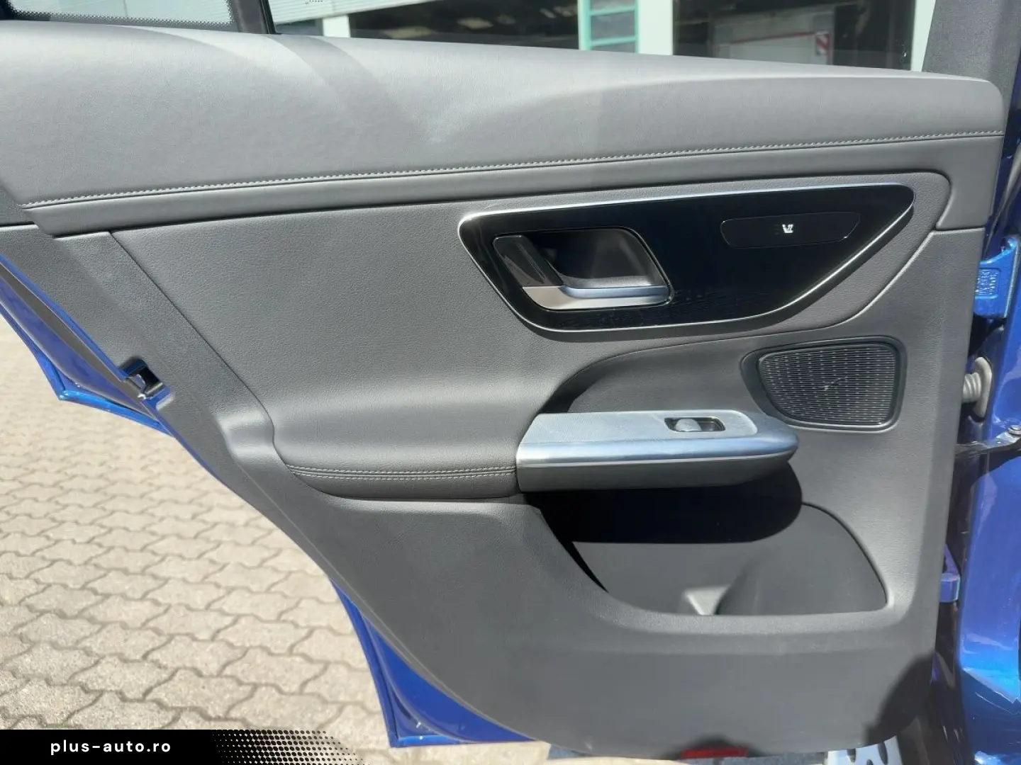 MERCEDES-BENZ GLC 220 d 4M AMG Line S-Dach TWA Night Pano