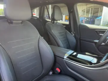 MERCEDES-BENZ GLC 220 d 4M AMG Line S-Dach TWA Night Pano