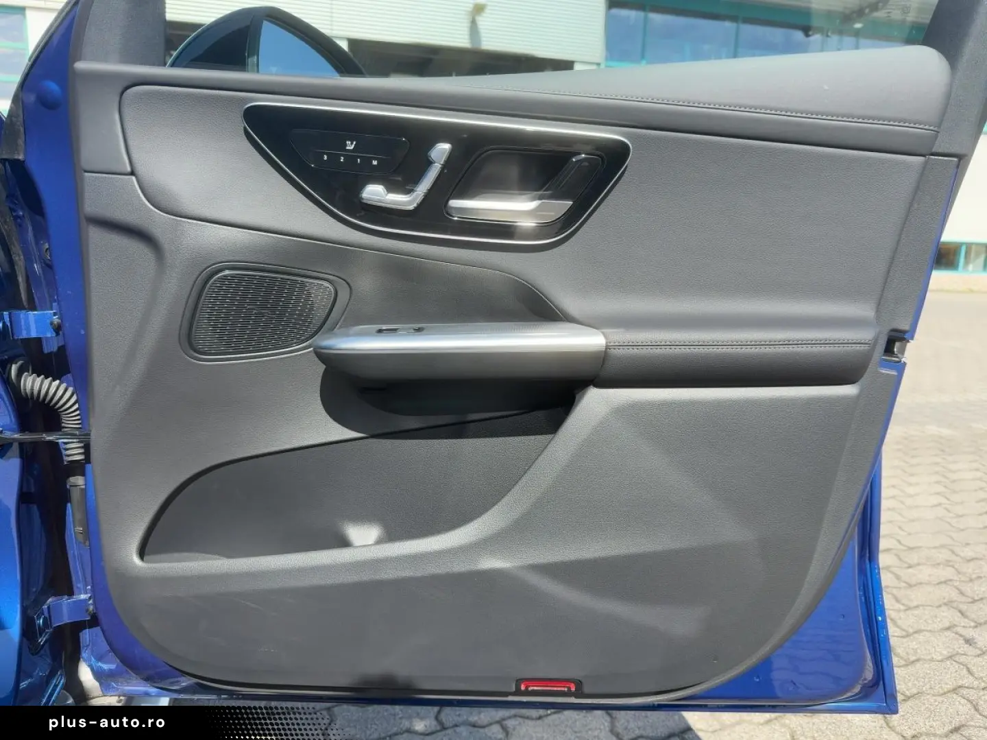 MERCEDES-BENZ GLC 220 d 4M AMG Line S-Dach TWA Night Pano