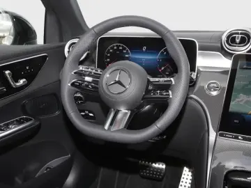 Mercedes-Benz GLC 220 d 4MATIC AMG