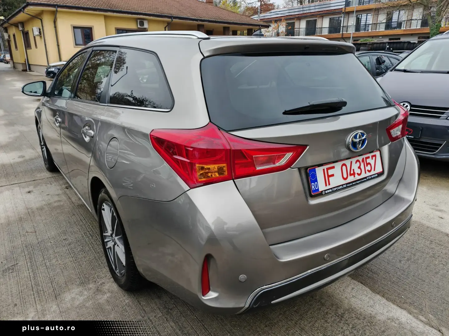 Toyota Auris 1.8 L VVT-i Hybrid Sol