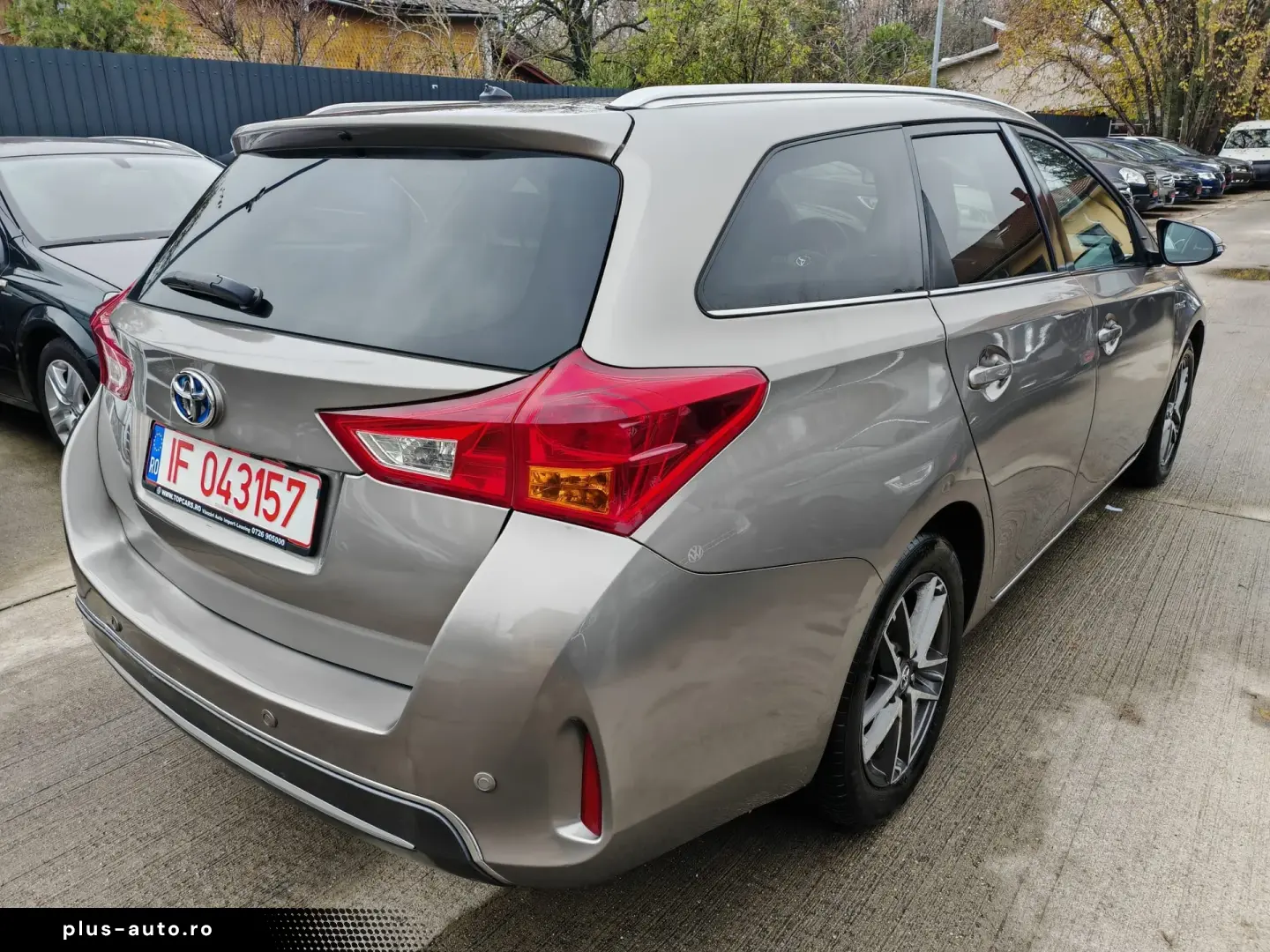 Toyota Auris 1.8 L VVT-i Hybrid Sol