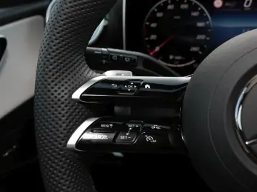 Mercedes-Benz GLC 220 d 4MATIC AMG Navi Panorama