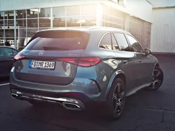 Mercedes-Benz GLC 220 d 4MATIC AMG Navi Panorama