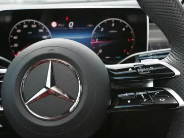Mercedes-Benz GLC 220 d 4MATIC AMG Navi Panorama