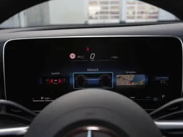 Mercedes-Benz GLC 220 d 4MATIC AMG Navi Panorama