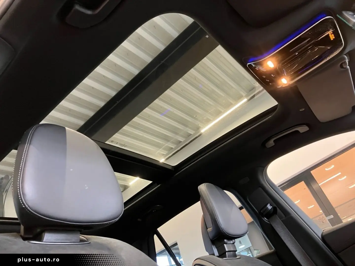 MERCEDES-BENZ GLC 220 d 4M AMG AHK Pano Memory 360  Ambiente