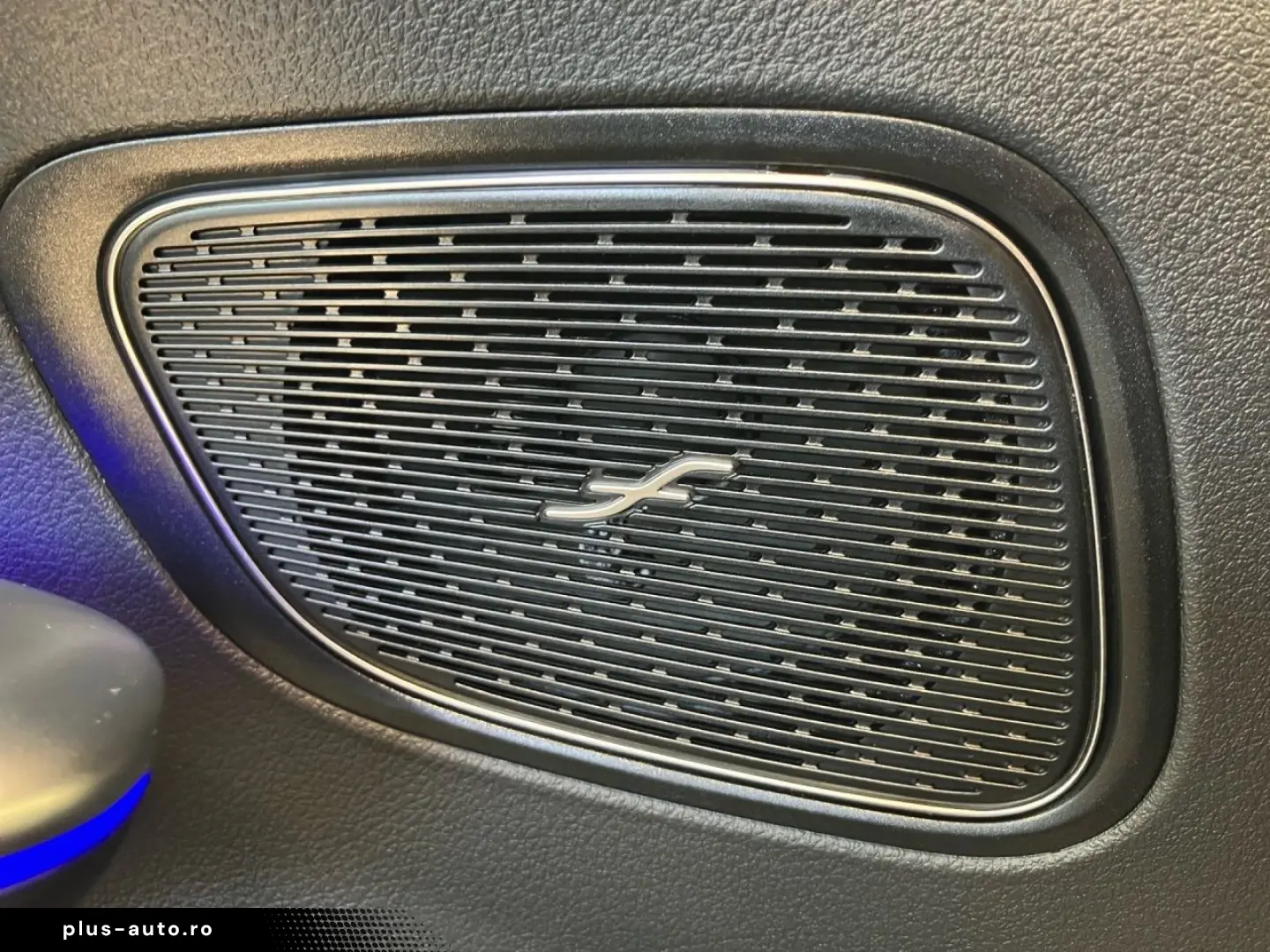 MERCEDES-BENZ GLC 220 d 4M AMG AHK Pano Memory 360  Ambiente