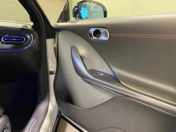 SMART #1 BRABUS Sound Pano Dist Matrix 360  HeadUp 4WD