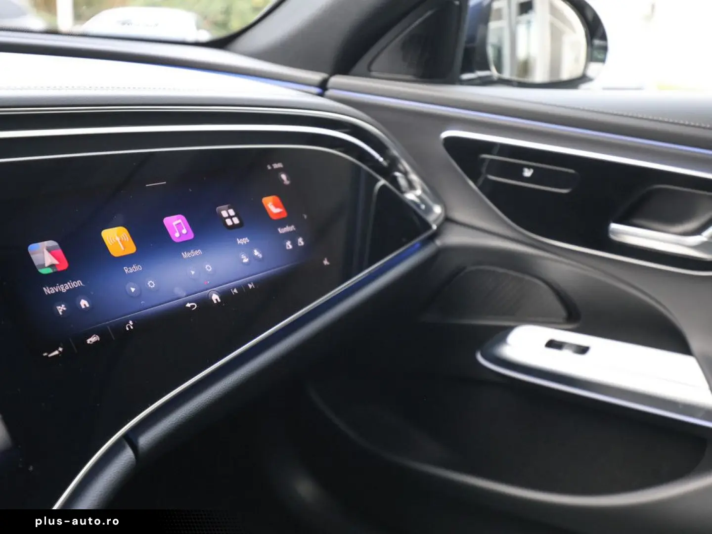 MERCEDES-BENZ E 300 e AMG Sport Advanced Superscreen Distr.