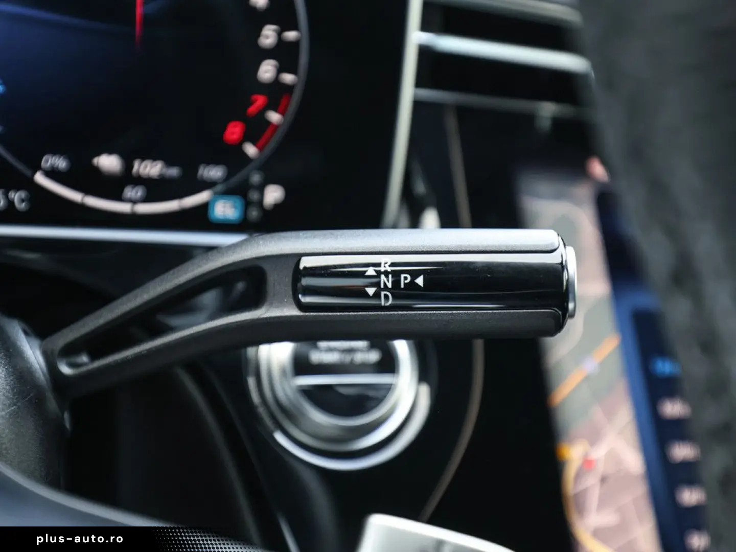 MERCEDES-BENZ E 300 e AMG Sport Advanced Superscreen Distr.