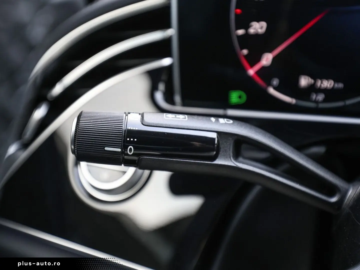 MERCEDES-BENZ E 300 e AMG Sport Advanced Superscreen Distr.