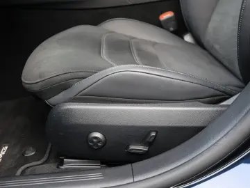 MERCEDES-BENZ E 300 e AMG Sport Advanced Superscreen Distr.