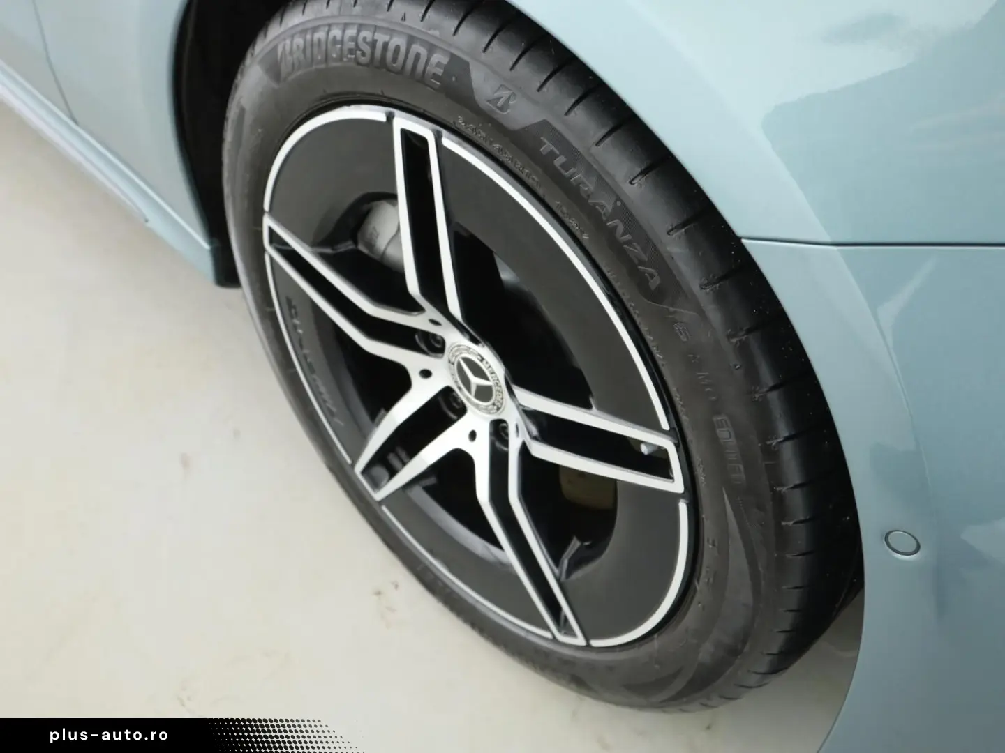 MERCEDES-BENZ E 220 d AMG Advanced LED Night Distronic