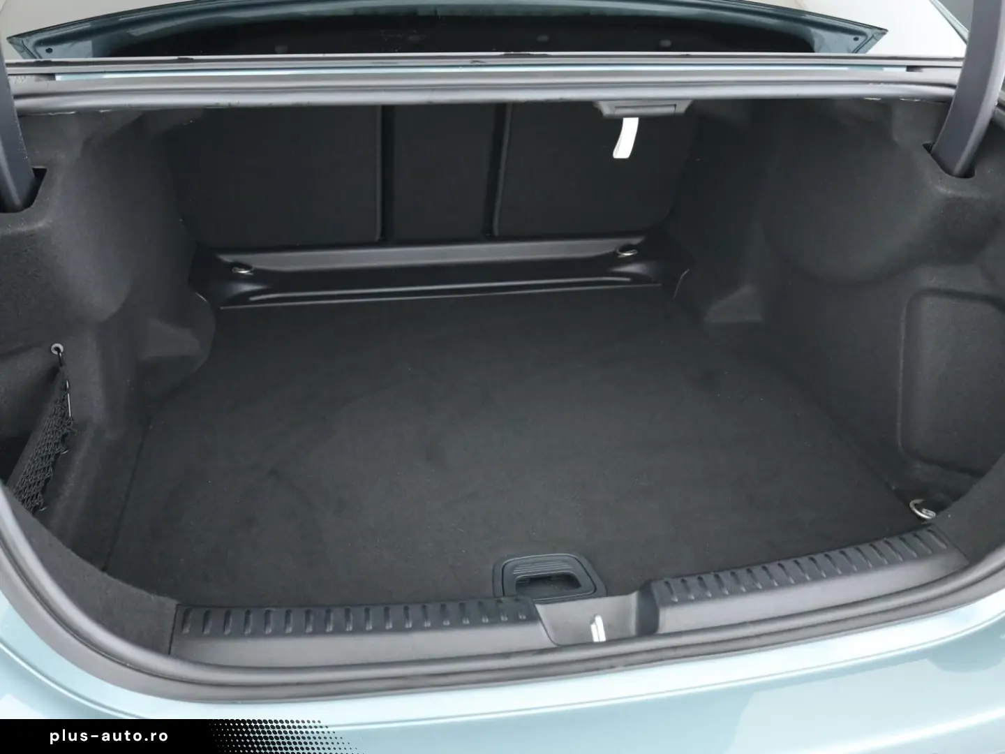 MERCEDES-BENZ E 220 d AMG Advanced LED Night Distronic