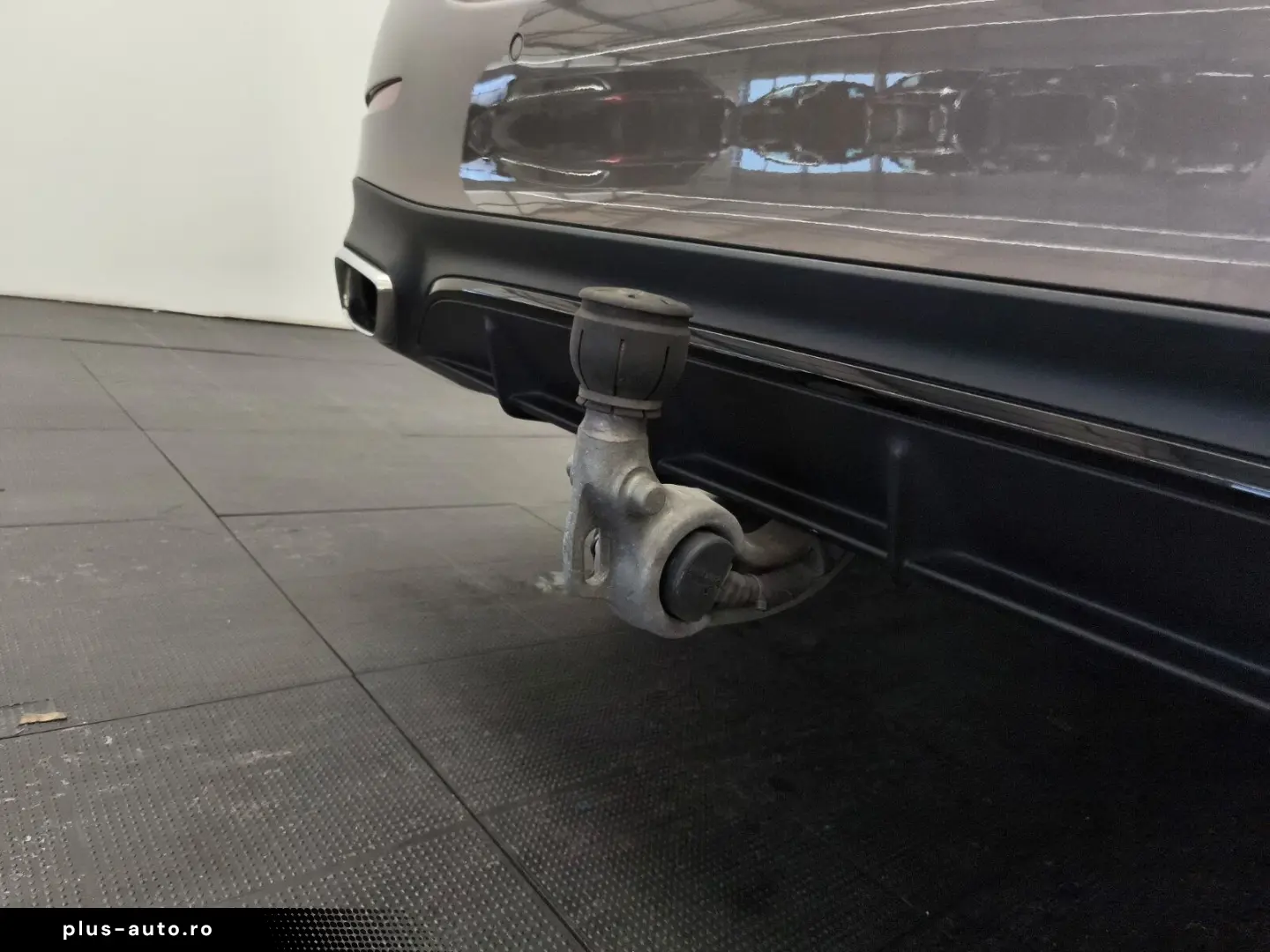 MERCEDES-BENZ E 220 d AMG Prem Plus Pano Distr SuperScreen