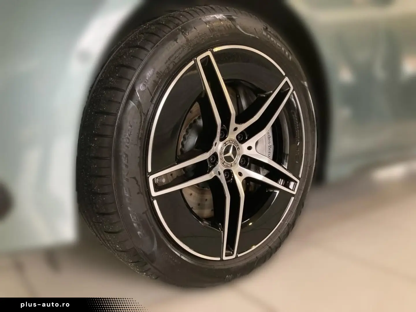 MERCEDES-BENZ E 300 e AMG Night 360  Digital Light Memory