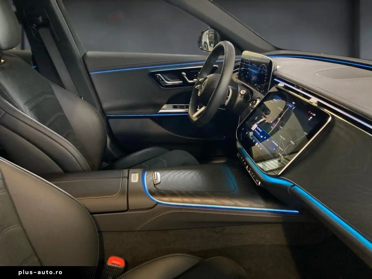 MERCEDES-BENZ E 300 e AMG Night 360  Digital Light Memory