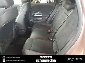 MERCEDES-BENZ EQA 250 AMG Line Pano 360  MBUX LED AHK  Night