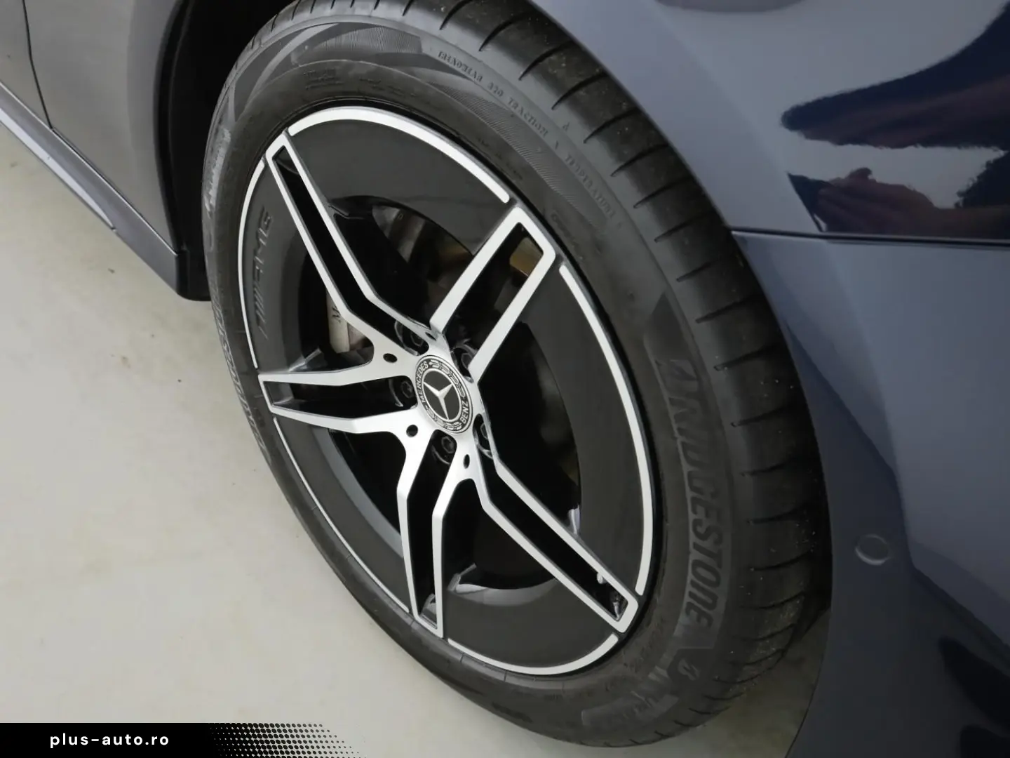 MERCEDES-BENZ E 220 d AMG Advanced LED Night Distronic