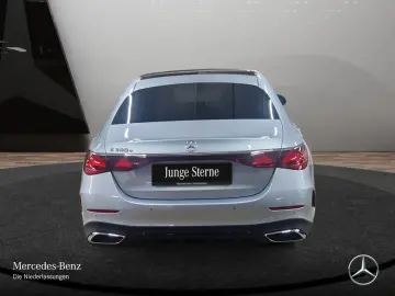 MERCEDES-BENZ E 300 e AMG Adv. PANO AHK NIGHT DISTR