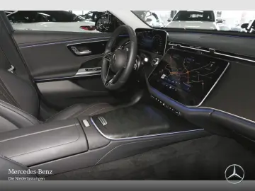 MERCEDES-BENZ E 300 e Avantgarde LED DISTRONIC MBUX