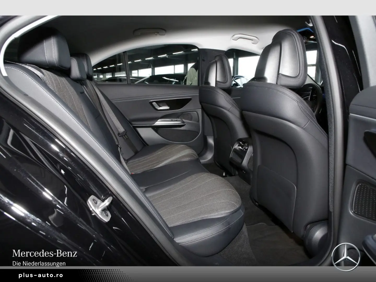 MERCEDES-BENZ E 300 e Avantgarde LED DISTRONIC MBUX