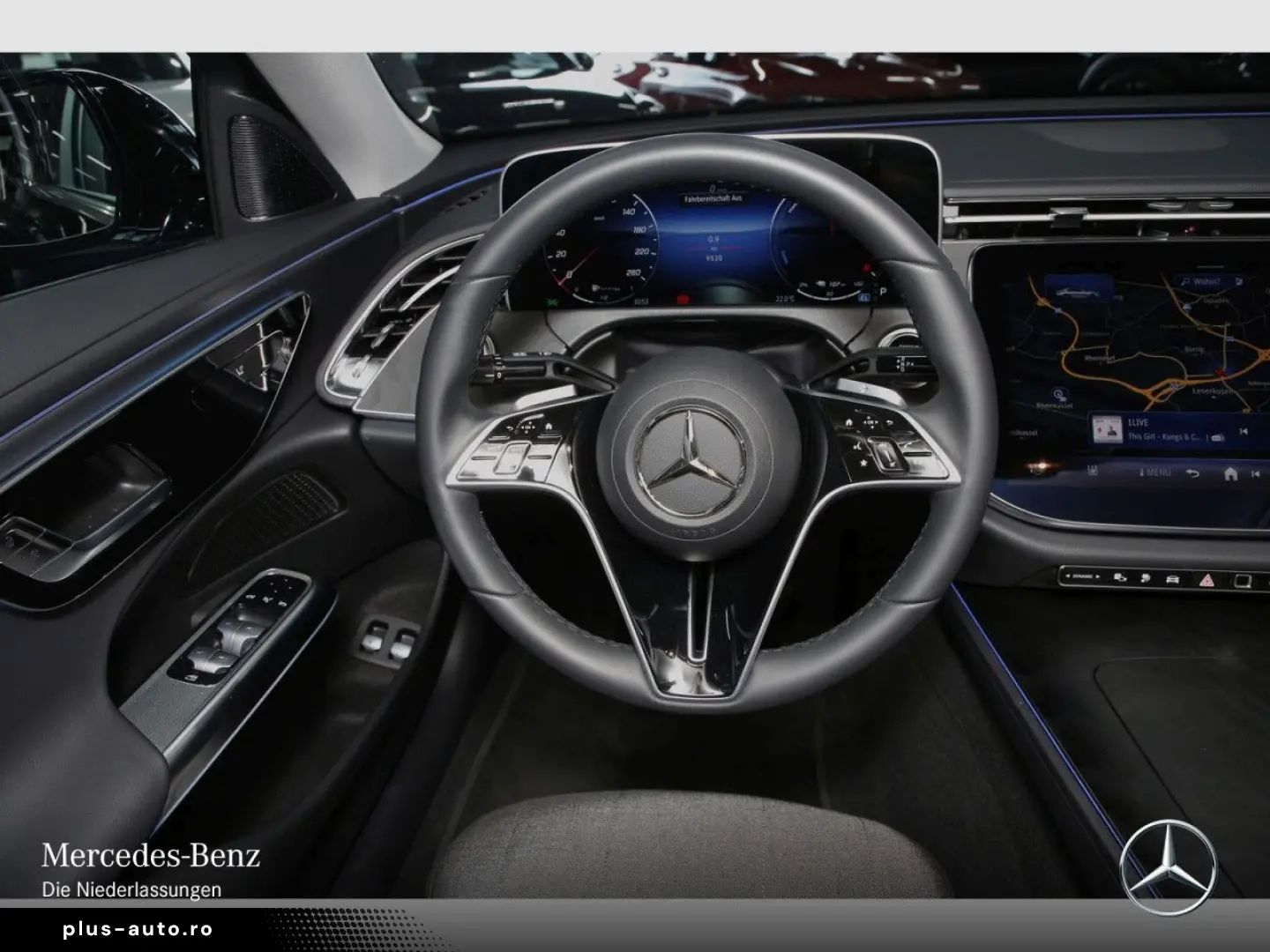 MERCEDES-BENZ E 300 e Avantgarde LED DISTRONIC MBUX