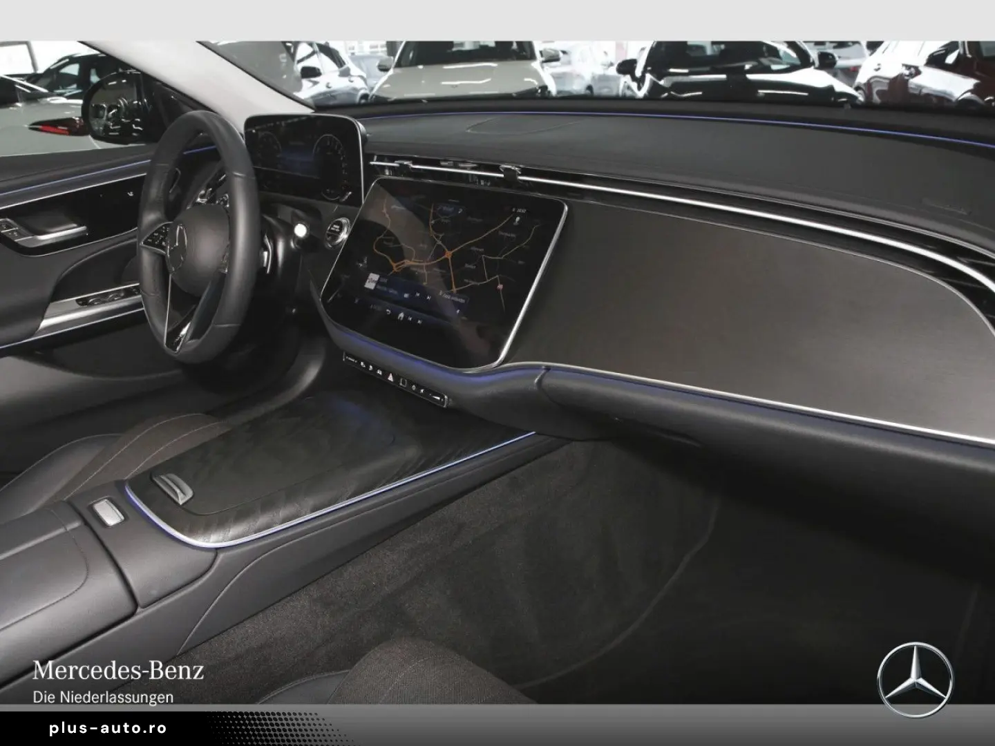 MERCEDES-BENZ E 300 e Avantgarde LED DISTRONIC MBUX