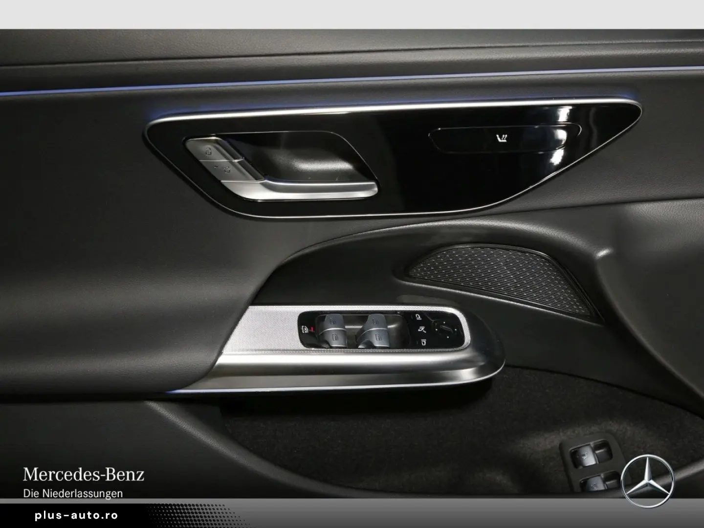 MERCEDES-BENZ E 300 e Avantgarde LED DISTRONIC MBUX