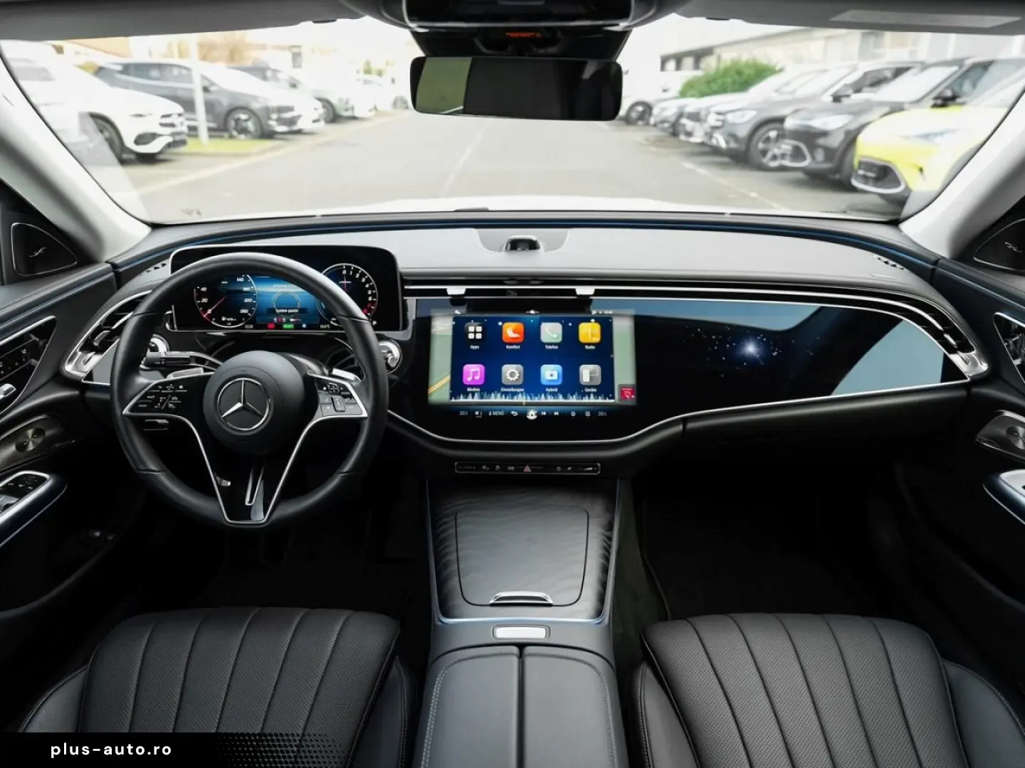 MERCEDES-BENZ E 300 e Avantgarde Superscreen Distronic 360