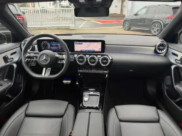 MERCEDES-BENZ CLA 200 AMG ACC PANO HEADUP MEMORY SH