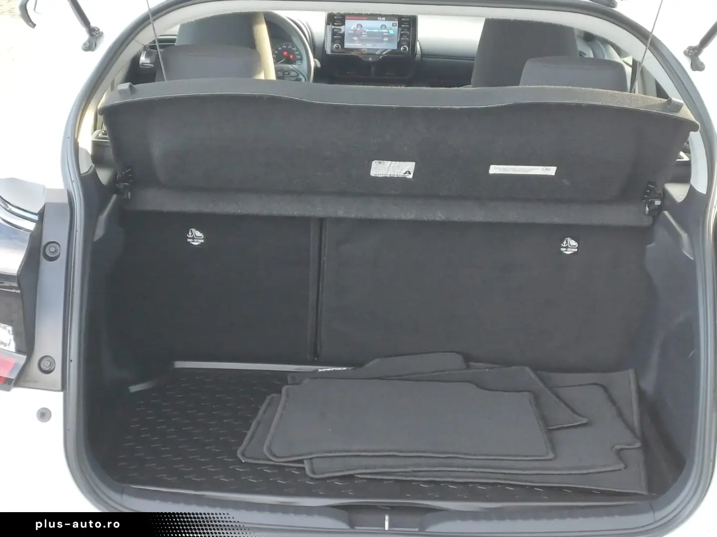 Toyota Yaris 1.5 hybrid 92 CP Eco