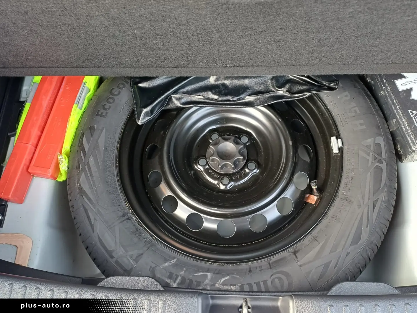 Toyota Yaris 1.5 hybrid 92 CP Eco