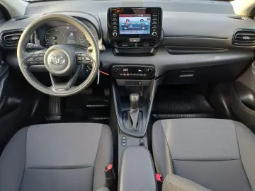 Toyota Yaris 1.5 hybrid 92 CP Eco