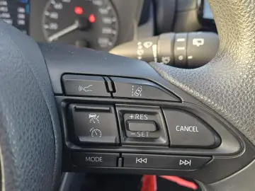 Toyota Yaris 1.5 hybrid 92 CP Eco